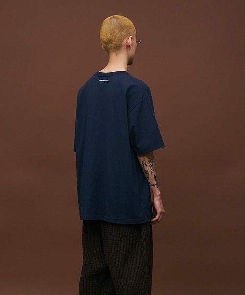 yeseyesee/イエスアイシー Y.E.S Sparkle Tee Tシャツ（Tシャツ