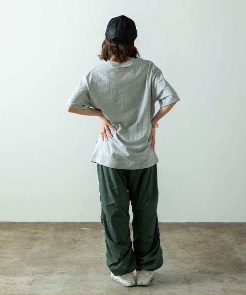 YESEYESEE(イエスアイシー)の「yeseyesee/イエスアイシー Y.E.S Sparkle Tee Tシャツ(Tシャツ/カットソー・メンズ・グレー/チャコールグレー/ネイビー・M/L/XL)」の14枚目の写真