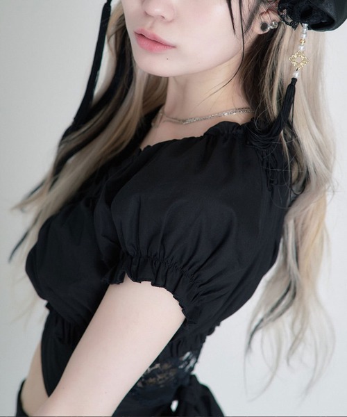 lilful（リルフル）の「バックリボン オフショルトップス（シャツ/ブラウス・レディース・ブラック・F）」の4枚目の写真