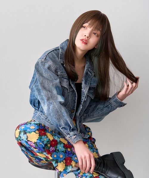 LINEASTORIA（リネアストリア）の「【フルウィッグ・ミディアム】アンソルミディ（ウィッグ・レディース・ブラック×レッド/レッド系/アッシュブラウン/ブラウン/ダークブラウン/グリーン系・FREE）」の12枚目の写真