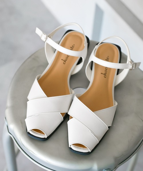 chocolates(チョコラテス)の「ローヒール カジュアルグルカサンダル【日本製】(サンダル・レディース・ブラック/アイボリー/グレー・M/S/LL/L)」の20枚目の写真