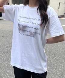 バタフライ英字半袖Tシャツ