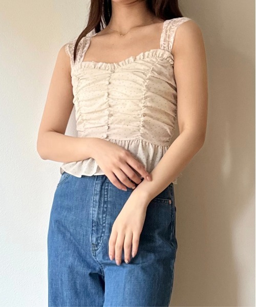 DEICY（デイシー）の「レースギャザーキャミソール（キャミソール・レディース・ブラック/アイボリー・FREE）」の3枚目の写真