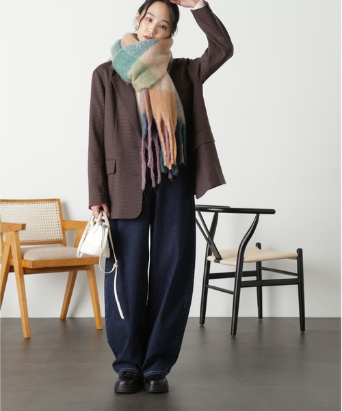 FREE'S MART（フリーズマート）の「◇大柄チェックストール（マフラー・レディース・ブラック系その他/ブラウン系その他/イエロー系その他/ブルー系その他・ﾌﾘ-）」の7枚目の写真