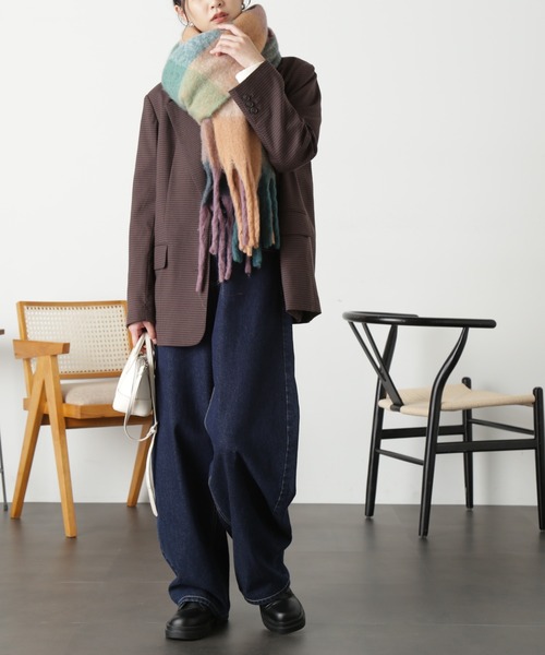 FREE'S MART（フリーズマート）の「◇大柄チェックストール（マフラー・レディース・ブラック系その他/ブラウン系その他/イエロー系その他/ブルー系その他・ﾌﾘ-）」の8枚目の写真