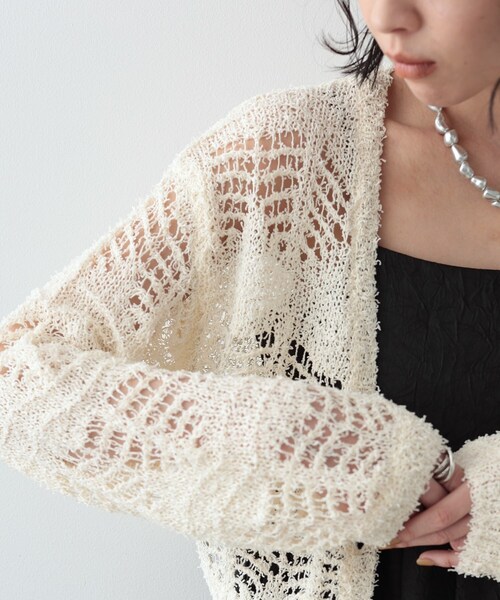 GALLEST(ギャレスト)の「◆フェザーヤーンレースカーディガン(カーディガン/ボレロ・レディース・ベージュ/オフホワイト/ブラック・38)」の4枚目の写真