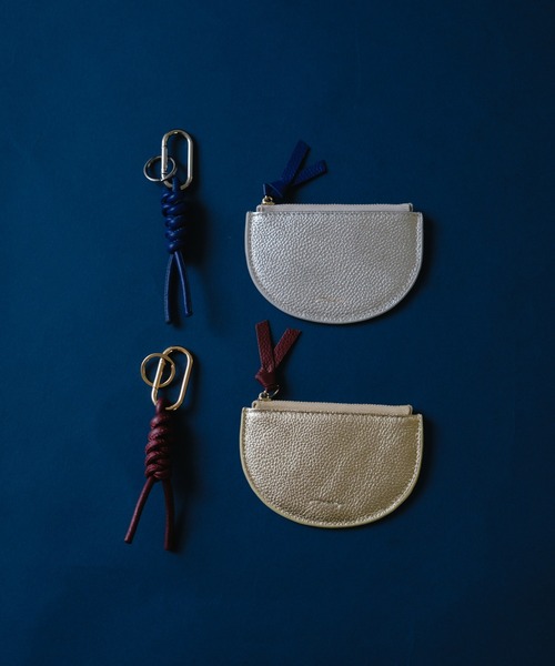 Actually（アクチュアリー）の「本革screwish key charm キーチャーム（キーケース/キーアクセサリー・レディース・グリーン/イエロー/ネイビー/ボルドー・0/フリー）」の6枚目の写真