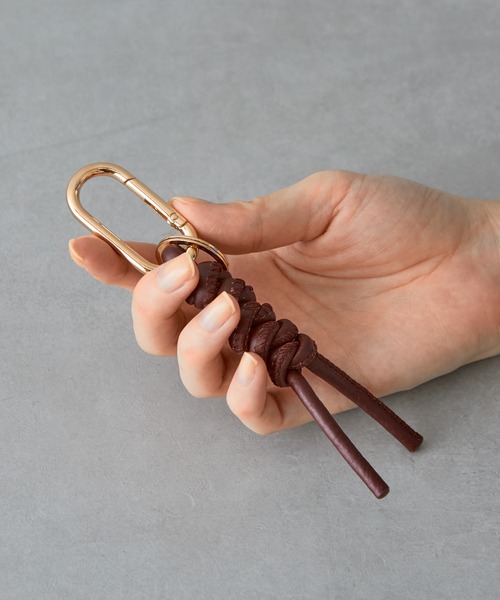 Actually（アクチュアリー）の「本革screwish key charm キーチャーム（キーケース/キーアクセサリー・レディース・グリーン/イエロー/ネイビー/ボルドー・0/フリー）」の14枚目の写真