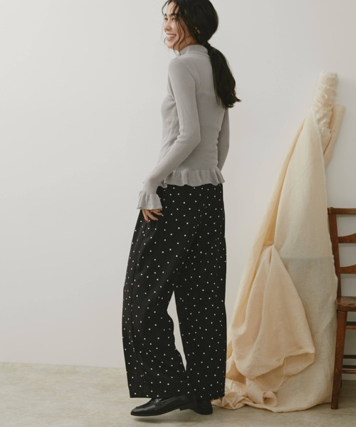 cygne シーニュ 袖フリルタートルニット lily ブラック Cygne lily／black 袖フリルタートルニット シーニュ cygne lily