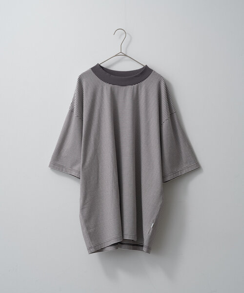 WHIMSIC（ウィムジック）の「【UNISEX】モックネックボーダーTシャツ（Tシャツ/カットソー・メンズ・グレー/ブルー/ブラック・FREE）」の19枚目の写真