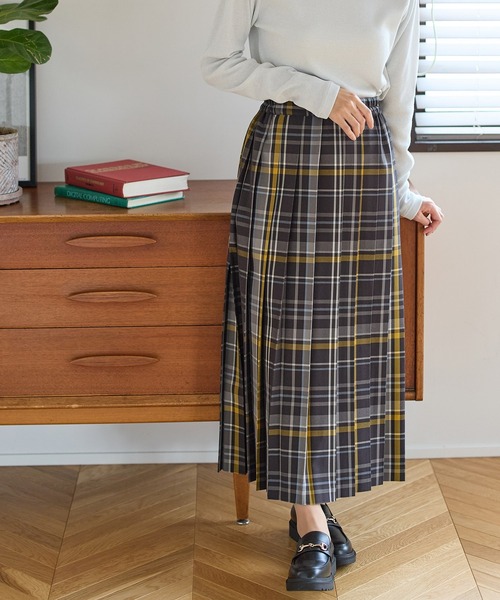 Honeys(ハニーズ)の「プリーツスカート(スカート・レディース・ネイビー系/ブラック系その他/グレー/ブラック/ブラウン系/チャコール・M/S/3L/LL/L)」の13枚目の写真