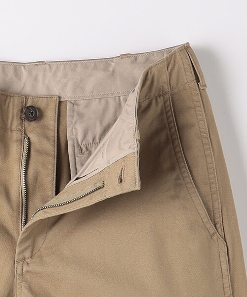 green label relaxing（グリーンレーベルリラクシング）の「アーバンスリムフィット チノパンツ（チノパンツ・メンズ・ブラック/ナチュラル/ダークグレー/ベージュ・M/L/S/XL）」の5枚目の写真