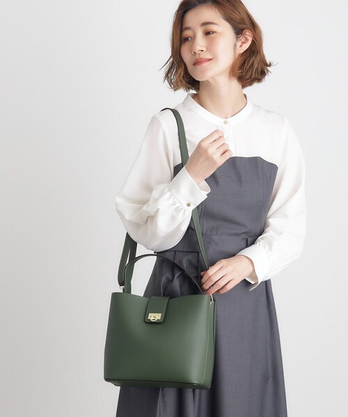 grove(グローブ)の「◆雑誌掲載【人間工学】ベルトオコシダブルショルダー(ショルダーバッグ・レディース・ライトグレー/ブラック/モスグリーン/ブラウン系・00)」の9枚目の写真