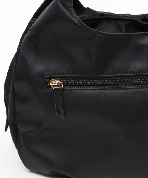 Elura(エルーラ)の「撥水 2WAYショルダーバッグ ナイロン ラウンド ショルダー 丸い/139295(ハンドバッグ・レディース・グレイッシュベージュ/ブラック・ONE SIZE)」の15枚目の写真