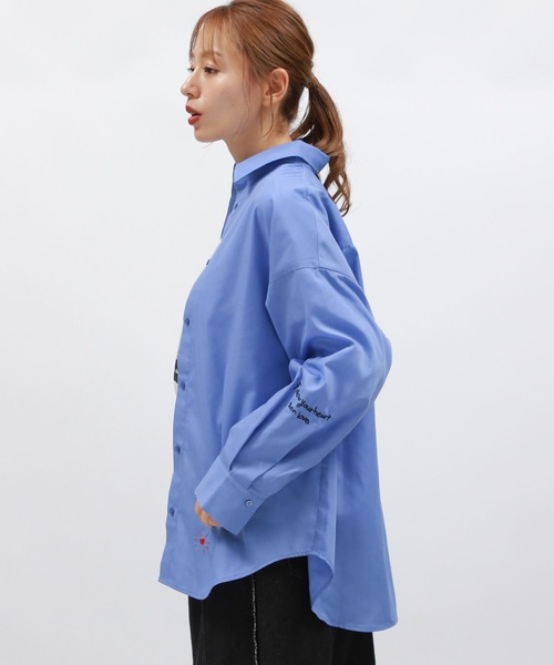 LAKOLE（ラコレ）の「刺繍オーバーサイズシャツ / 145411（シャツ/ブラウス・レディース・ライトブルー/ブルー/ピンク・FREE）」の18枚目の写真