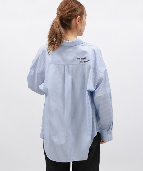 LAKOLE（ラコレ）の「刺繍オーバーサイズシャツ / 145411（シャツ/ブラウス・レディース・ライトブルー/ブルー/ピンク・FREE）」の12枚目の写真