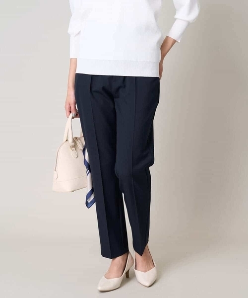 a.v.v（アーヴェヴェ）の「【洗える/イージーケア/UVカット/ストレッチ】スカルノテックステーパードパンツ（その他パンツ・レディース・ネイビー/ブラウン/ライトグレー・34/36/38/42/40）」の4枚目の写真