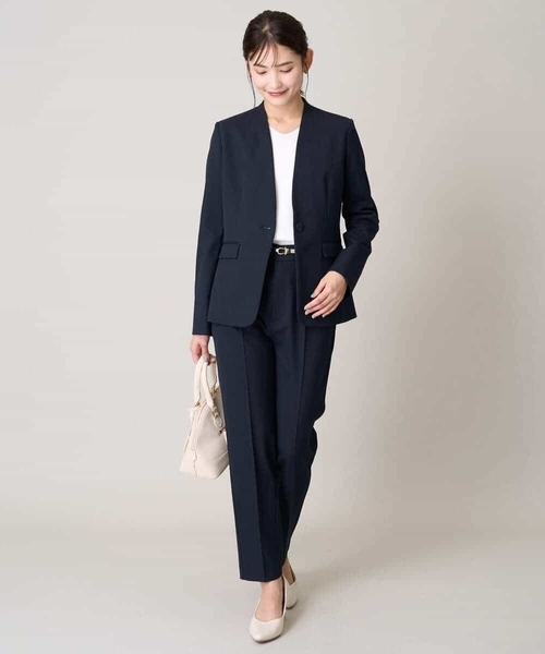 a.v.v（アーヴェヴェ）の「【洗える/イージーケア/UVカット/ストレッチ】スカルノテックステーパードパンツ（その他パンツ・レディース・ネイビー/ブラウン/ライトグレー・34/36/38/42/40）」の10枚目の写真