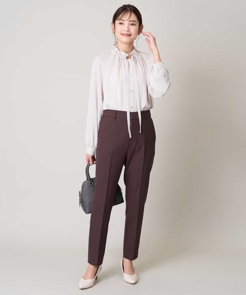 a.v.v（アーヴェヴェ）の「【洗える/イージーケア/UVカット/ストレッチ】スカルノテックステーパードパンツ（その他パンツ・レディース・ネイビー/ブラウン/ライトグレー・34/36/38/42/40）」の13枚目の写真