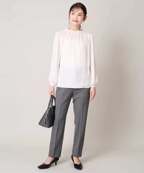 a.v.v（アーヴェヴェ）の「【洗える/イージーケア/UVカット/ストレッチ】スカルノテックステーパードパンツ（その他パンツ・レディース・ネイビー/ブラウン/ライトグレー・34/36/38/42/40）」の22枚目の写真