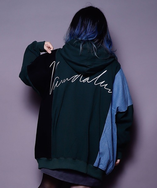 AFYF(エーエフワイエフ)の「AFYF DENIM MIX PARKA/ビッグシルエット デニムミックス パーカー(パーカー・レディース・ダークグリーン/インディゴブルー/ブラック系その他/ホワイト系その他・FREE)」の17枚目の写真