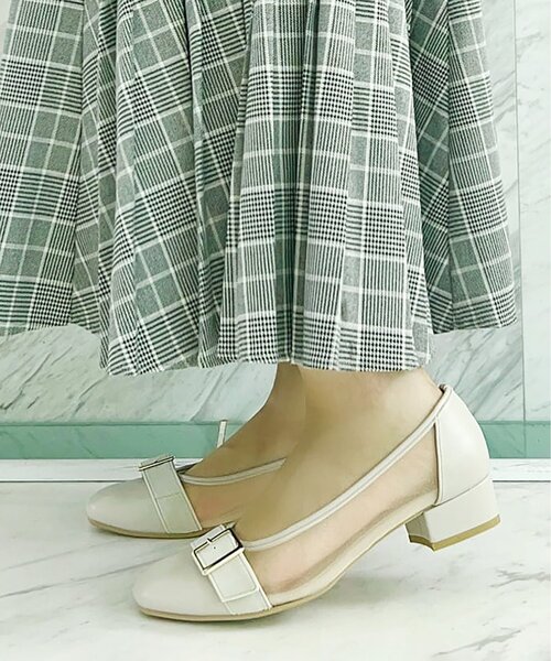 ESPERANZA(エスペランサ)の「チュールバックルベルトフラットパンプス(パンプス・レディース・アイボリー系8/ブラック系8・22.5cm/23.0cm/23.5cm/24.0cm/24.5cm)」の20枚目の写真