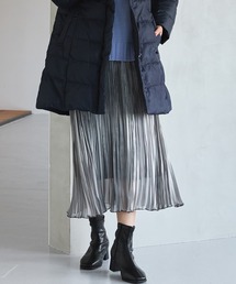 シャイニープリーツスカート