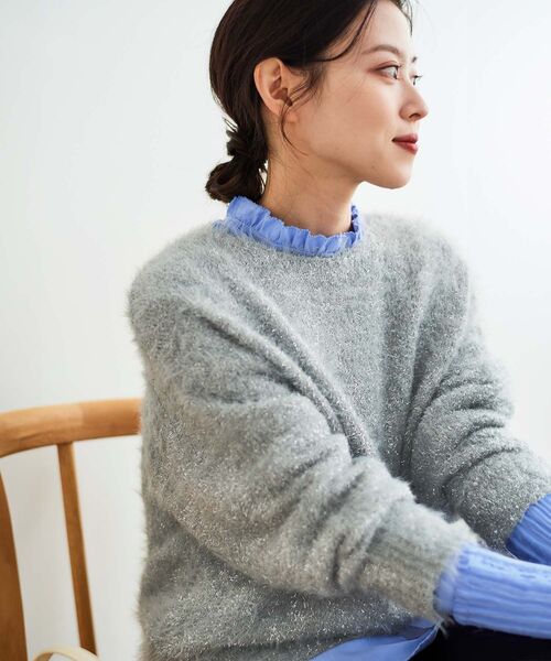 le.coeur blanc（ルクールブラン）の「フリルカラーギャザーブラウス（シャツ/ブラウス・レディース・ブルー系その他2/オフホワイト/ブルー・38）」の8枚目の写真