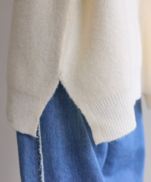 w closet（ダブルクローゼット）の「【2WAY】BIGロゴニット（ニット/セーター・レディース・グリーン/アイボリー/ネイビー・FREE）」の12枚目の写真