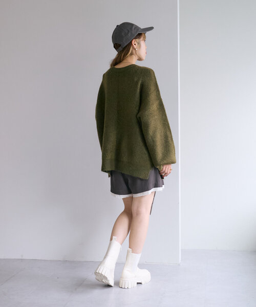 w closet（ダブルクローゼット）の「【2WAY】BIGロゴニット（ニット/セーター・レディース・グリーン/アイボリー/ネイビー・FREE）」の16枚目の写真