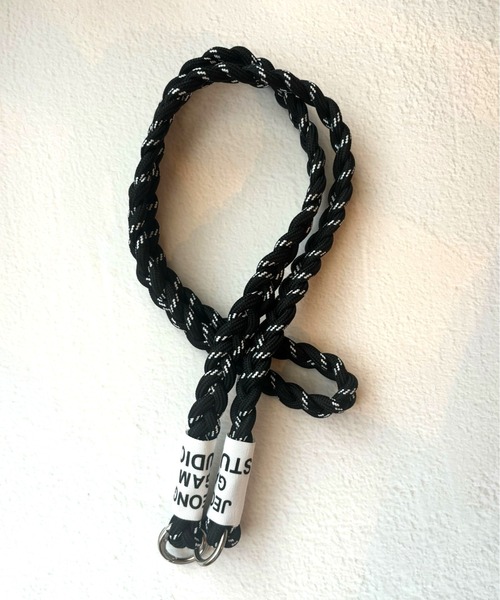 lit.Cy（リットシー）の「MIXカラー ロープ あみあみ スマホショルダー ストラップ（スマホグッズ・レディース・レッド/ブラックミックス/ベージュ/パープル/イエロー/ブラック/オフホワイト/ブルー/オレンジ/グレー/グリーン×ピンク・FREE）」の14枚目の写真