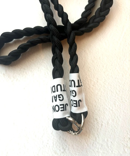 lit.Cy（リットシー）の「MIXカラー ロープ あみあみ スマホショルダー ストラップ（スマホグッズ・レディース・レッド/ブラックミックス/ベージュ/パープル/イエロー/ブラック/オフホワイト/ブルー/オレンジ/グレー/グリーン×ピンク・FREE）」の13枚目の写真