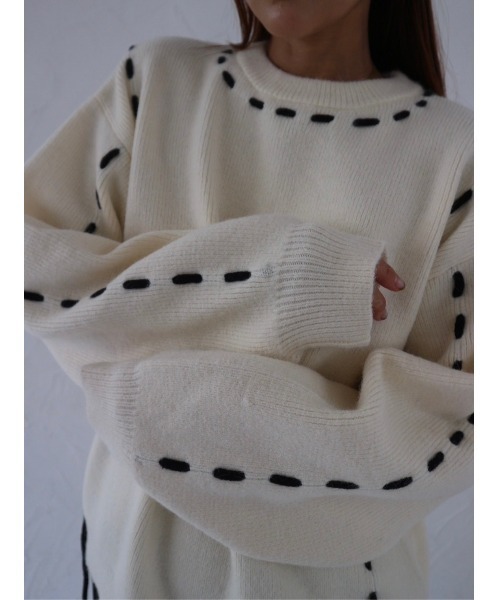 TRUNC(トランクエイティーエイト)の「Stitch Design Knit(ニット/セーター・レディース・ブラック/アイボリー/グレー・FREE)」の4枚目の写真