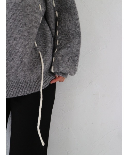 TRUNC(トランクエイティーエイト)の「Stitch Design Knit(ニット/セーター・レディース・ブラック/アイボリー/グレー・FREE)」の18枚目の写真