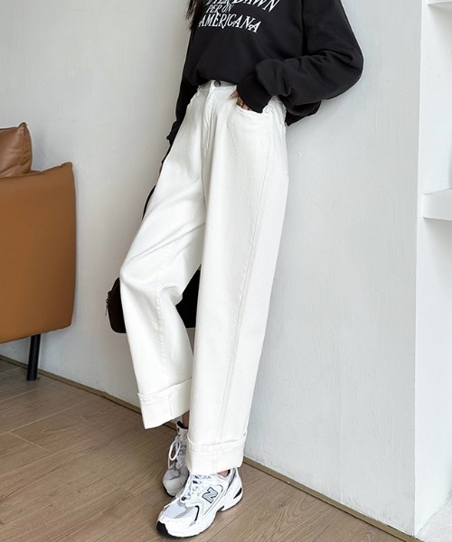 COCOMOMO（ココモモ）の「【楽 革 命】ストレッチ抜群！裏微起毛 楽革命デニムパンツ 楽らくストレッチ デニムパンツ ストレート ワイド デニム ウエスト調整ボタンつき 秋服 冬服（デニムパンツ・レディース・ブルー/ホワイト/ブルー系その他/ブラック系/ダークブルー/ブルー系/ブラック/ホワイト系・S/M/L/XL）」の3枚目の写真