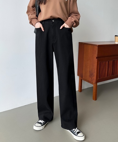 COCOMOMO（ココモモ）の「【楽 革 命】ストレッチ抜群！裏微起毛 楽革命デニムパンツ 楽らくストレッチ デニムパンツ ストレート ワイド デニム ウエスト調整ボタンつき 秋服 冬服（デニムパンツ・レディース・ブルー/ホワイト/ブルー系その他/ブラック系/ダークブルー/ブルー系/ブラック/ホワイト系・S/M/L/XL）」の5枚目の写真