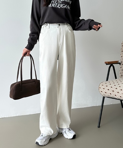 COCOMOMO（ココモモ）の「【楽 革 命】ストレッチ抜群！裏微起毛 楽革命デニムパンツ 楽らくストレッチ デニムパンツ ストレート ワイド デニム ウエスト調整ボタンつき 秋服 冬服（デニムパンツ・レディース・ブルー/ホワイト/ブルー系その他/ブラック系/ダークブルー/ブルー系/ブラック/ホワイト系・S/M/L/XL）」の2枚目の写真