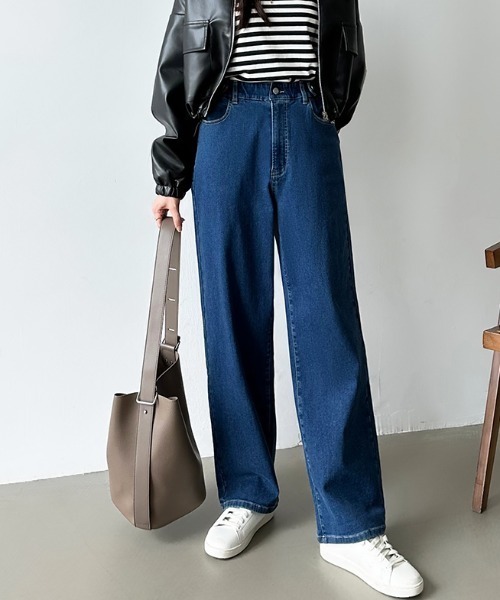 COCOMOMO（ココモモ）の「【楽 革 命】ストレッチ抜群！裏微起毛 楽革命デニムパンツ 楽らくストレッチ デニムパンツ ストレート ワイド デニム ウエスト調整ボタンつき 秋服 冬服（デニムパンツ・レディース・ブルー/ホワイト/ブルー系その他/ブラック系/ダークブルー/ブルー系/ブラック/ホワイト系・S/M/L/XL）」の6枚目の写真