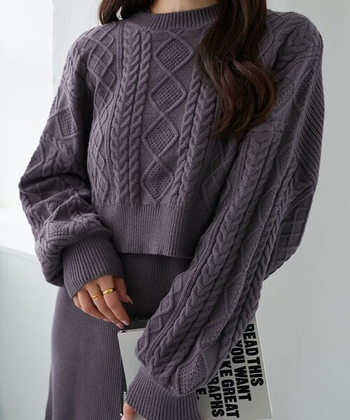 MAJESTIC LEGON(マジェスティックレゴン)の「ケーブルニットセットミニワンピ(ワンピース・レディース・グレー/チャコールグレー/アイボリー/ピンクベージュ・MEDIUM)」の6枚目の写真