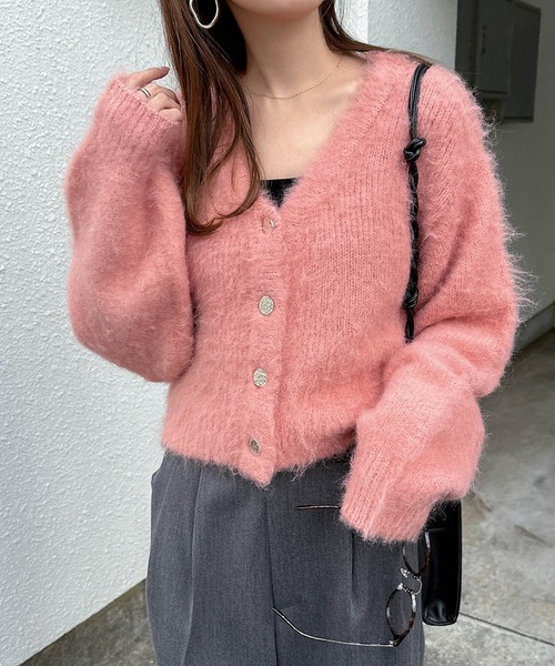 andme(アンドミー)の「金ボタン2wayショートニットカーディガン(カーディガン/ボレロ・レディース・ピンク/ベージュ/ライトグレー/チャコールグレー・M)」の7枚目の写真