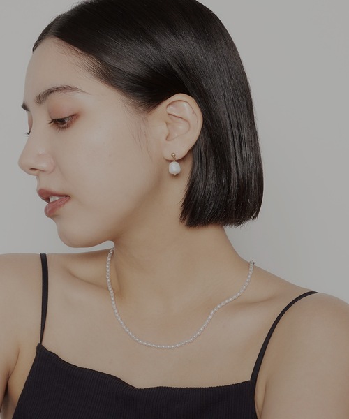 AKEL（アケル）の「【AKEL】アケル/ 淡水パールラインピアス（両耳セット）/金属アレルギー対応ピアス（サージカルステンレス）（ピアス（両耳用）・レディース・ゴールド/シルバー・FREE）」の7枚目の写真