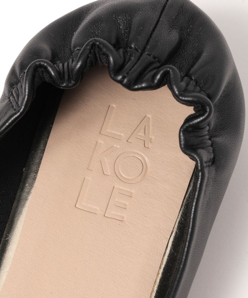 LAKOLE（ラコレ）の「【卒入式／オケージョンにも】スクエアギャザーフラットパンプス / 286480（パンプス・レディース・ブラック/オフホワイト/シルバー/イエロー・SMALL/MEDIUM/LARGE）」の21枚目の写真