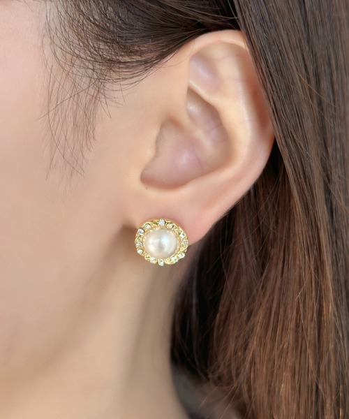 ビジューラインパールピアス（ゴールド）