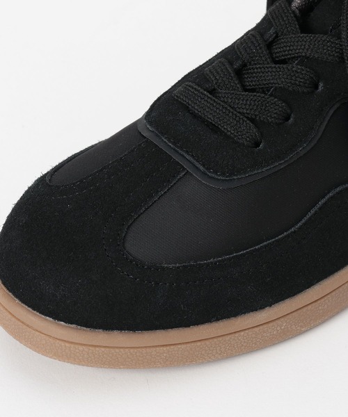 BAYFLOW（ベイフロー）の「フラットソールスニーカー（スニーカー・レディース・ブラック/ブルー・MEDIUM/LARGE）」の20枚目の写真