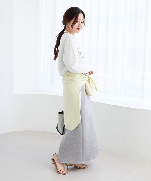 le.coeur blanc（ルクールブラン）の「メッセージロゴロングTシャツ（Tシャツ/カットソー・レディース・グレー/オフホワイト・38）」の4枚目の写真