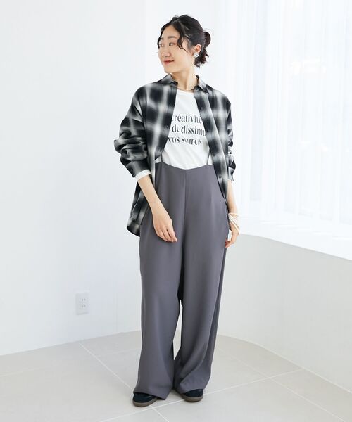 le.coeur blanc（ルクールブラン）の「メッセージロゴロングTシャツ（Tシャツ/カットソー・レディース・グレー/オフホワイト・38）」の13枚目の写真