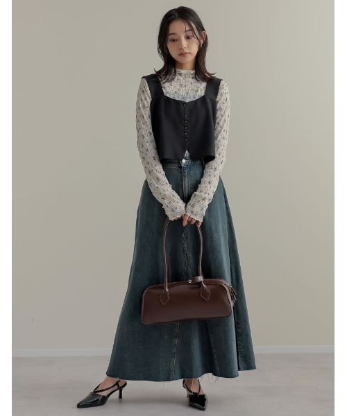 Re:EDIT（リエディ）の「[2025SS COLLECTION]スモッキングリバティレースフラワー柄ハイネックトップス（Tシャツ/カットソー・レディース・アイボリー・MEDIUM）」の7枚目の写真