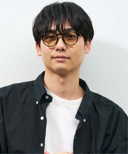 Zoff(ゾフ)の「【WEB限定】ボストン型 サングラス|カラーレンズ|トレンド|紫外線対策|UVカット|Zoff|COLOR SUNGLASSES(サングラス・レディース・ブラック/ブラック系その他2/ブラウン系その他/ブラウン系その他5/ブラック系その他/ブラック系その他3/クリア/ライトグレー系・FREE)」の3枚目の写真
