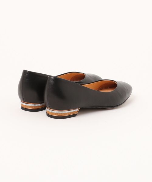LANVIN collection(ランバン コレクション)の「スクエアトゥカッターパンプス(パンプス・レディース・シルバー/ブラック・22.5cm/23.0cm/23.5cm/24.0cm/24.5cm)」の3枚目の写真