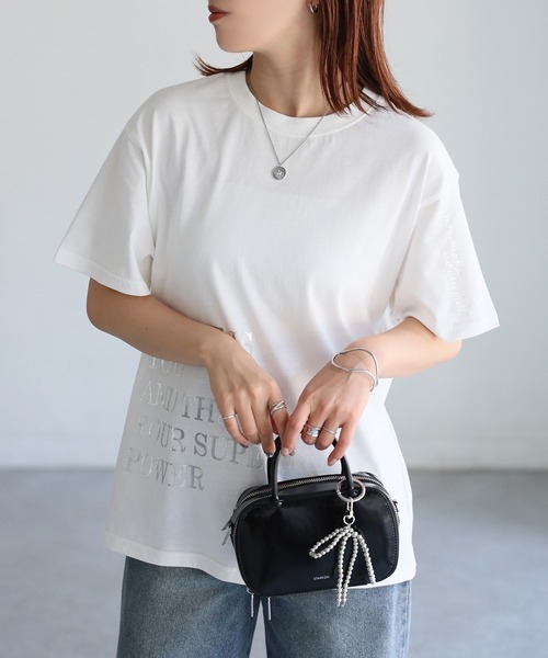 Riberry(リベリー)の「袖ロゴ半袖Tシャツ(Tシャツ/カットソー・レディース・ブラック×ホワイト/ベージュ系/ホワイト×ブラック/ホワイト×ゴールド/ホワイト×ピンク/ホワイト×シルバー/ブラック×シルバー・FREE)」の18枚目の写真